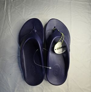 Oofos Sandals Men's Size 9 Women's Size 11 Navy Blue
